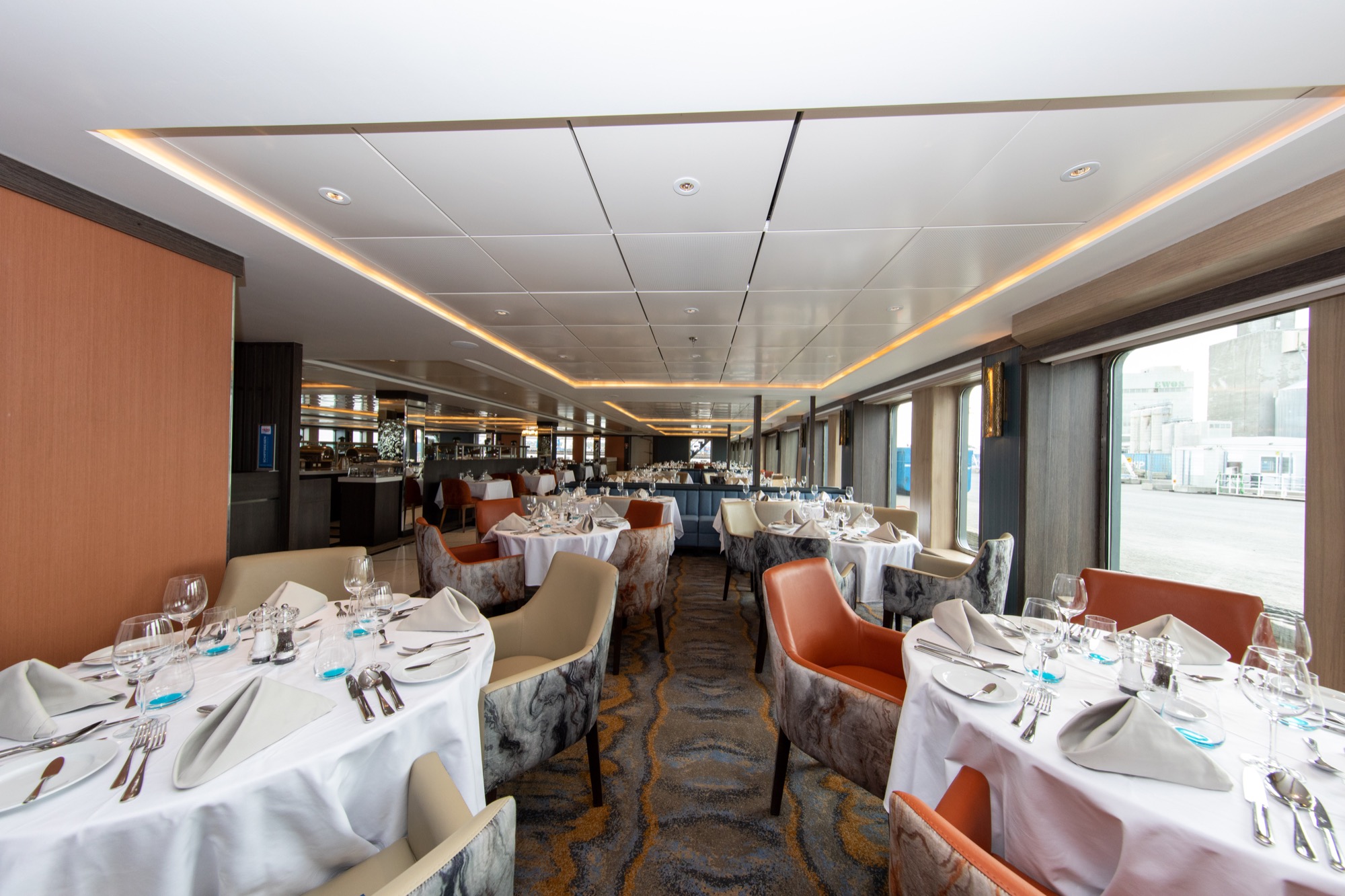 Quark Expeditions_World Explorer_Restaurant _8_.jpg